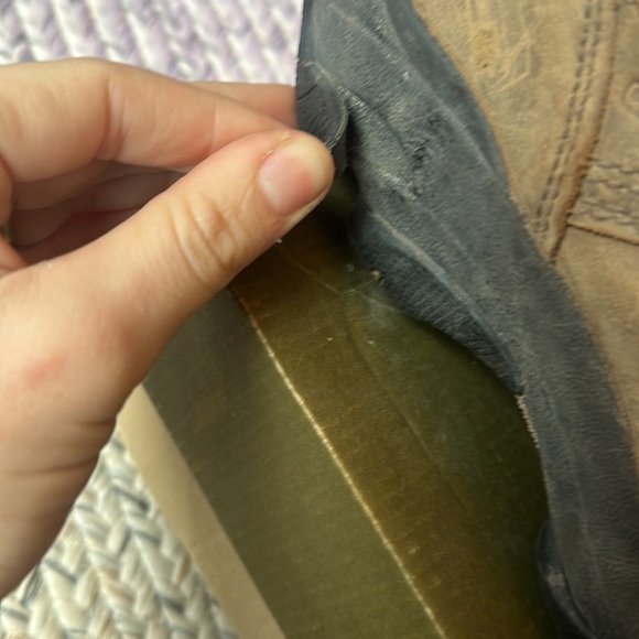 Keen Pyrenees hiking boots in Bison - Picture 7 of 12